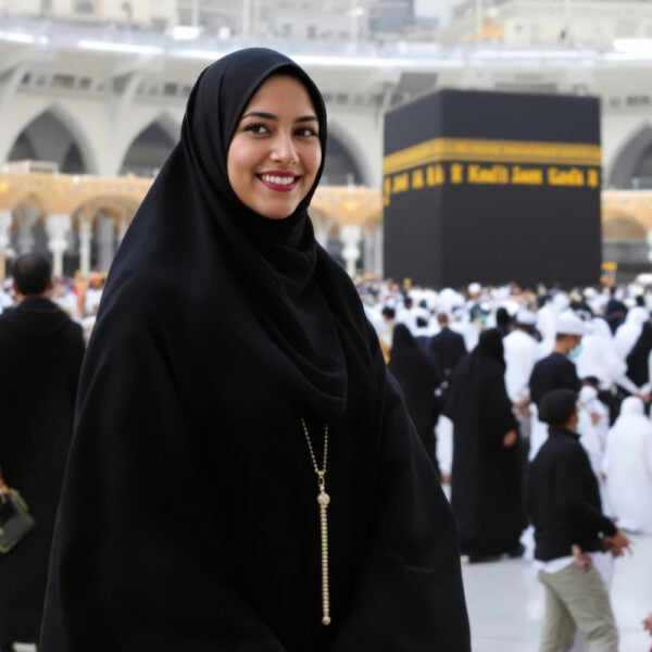 exemplo.jpeg AI Mecca Photo Booth Coleção Face Swap