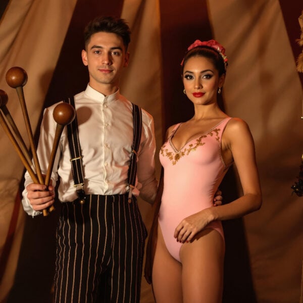 Colección de intercambio de caras de AI Circus Photo Booth